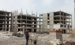 بخش عمده‌ای از واحد‌های نهضت ملی مسکن هنوز به مرحله سفت کاری نرسیده است
