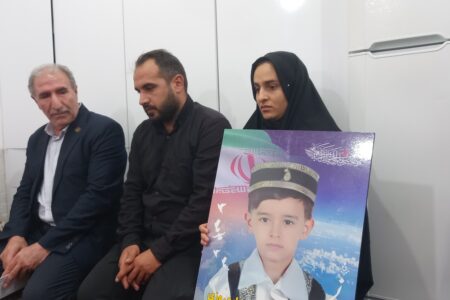 خانواده دو شهید دانش آموز تبریزی خانه دار شدند+ فیلم