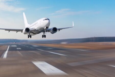 افزایش تعداد ناوگان هوایی کشور به ۱۵ فروند تا سال آینده/ بازگشت سه فروند هواپیما به چرخه پروازی تا پایان سال