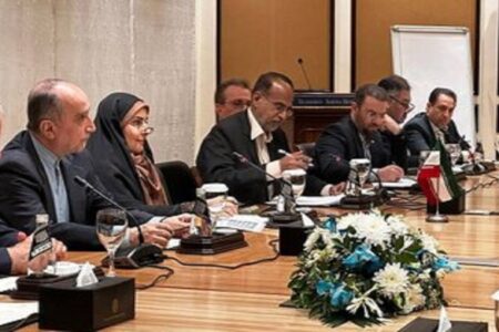 قطار کانتینری اسلام‌آباد-تهران-استانبول تا ۲ ماه آینده راه‌اندازی می‌شود