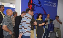 نمایش فناوری‌های AR و VR نرم‌افزار سوپرپایپ کد۵ در نمایشگاه تاسیسات