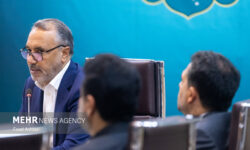 صنعت در و پنجره ایران به خودکفایی رسیده؛ ظرفیت صادرات دارد