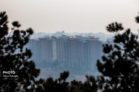 پیش بینی هوای ۲ روز آینده؛ جوی پایدار و افزایش آلودگی هوا در کلان‌شهر‌ها