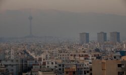 جوی آرام و پایدار در اغلب مناطق کشور/ تداوم استنشاق هوای ناسالم در شهر‌های صنعتی و پرجمعیت