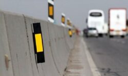 بزرگراه آزادگان با نصب نیوجرسی و خط‌کشی استاندارد ایمن‌تر شد