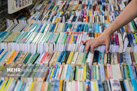 راه‌اندازی پیاده‌راه کتاب از میدان انقلاب تا چهارراه ولیعصر (عج)