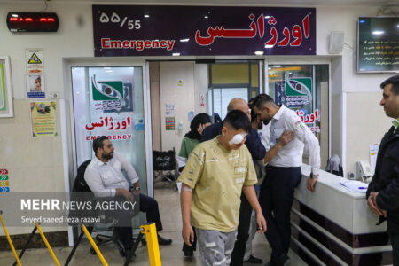 مشکلات ترافیکی و ایمنی پیرامون بیمارستان فارابی نیازمند ساماندهی فوری