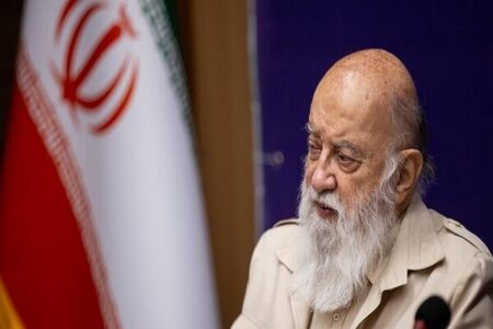 اولویت شورای شهر تأمین اتوبوس و مدیریت آب‌های سطحی است