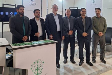 بازدید شهردار تهران از نمایشگاه دستاوردهای شرکت‌های دانش‌بنیان