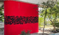 اجرای طرح‌های کالیگرافی در فضاهای بی دفاع شهری