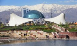 وزش باد به داد هوای تهران رسید؛ کیفیت هوا در مرز پاکی