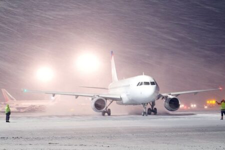لزوم آمادگی فرودگاه‌ها و ایرلاین‌ها در شرایط نامساعد جوی
