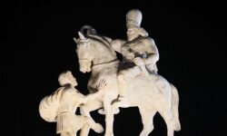 ماجرای جابجایی مجسمه والرین از میدان انقلاب چیست؟