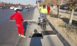 اجرای روزانه طرح‌های لایروبی و برگ‌تکانی در منطقه ۹ تهران