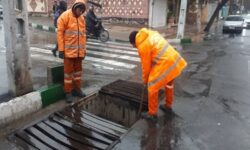 طرح لایروبی انهار تهران با آمادگی کامل در آستانه بارش‌ها ادامه دارد