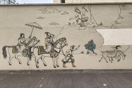 مرمت دیوارنگاره شاهنامه پس از ۱۰ سال در خیابان کریم‌خان