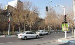 اولین چراغ راهنمایی هوشمند «زمان صفر» تهران راه اندازی شد