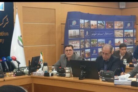 زمان اجرای برقی سازی راه آهن تهران- قم – اصفهان اعلام شد/ آغاز پیگیری فاینانس از سازمان برنامه